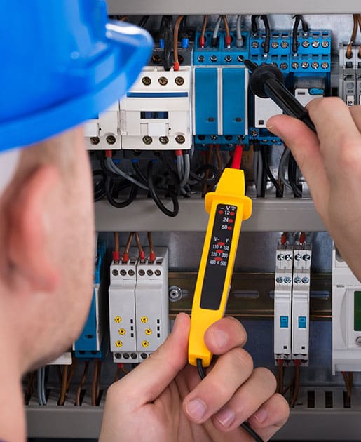 Technicien professionnel en électricité